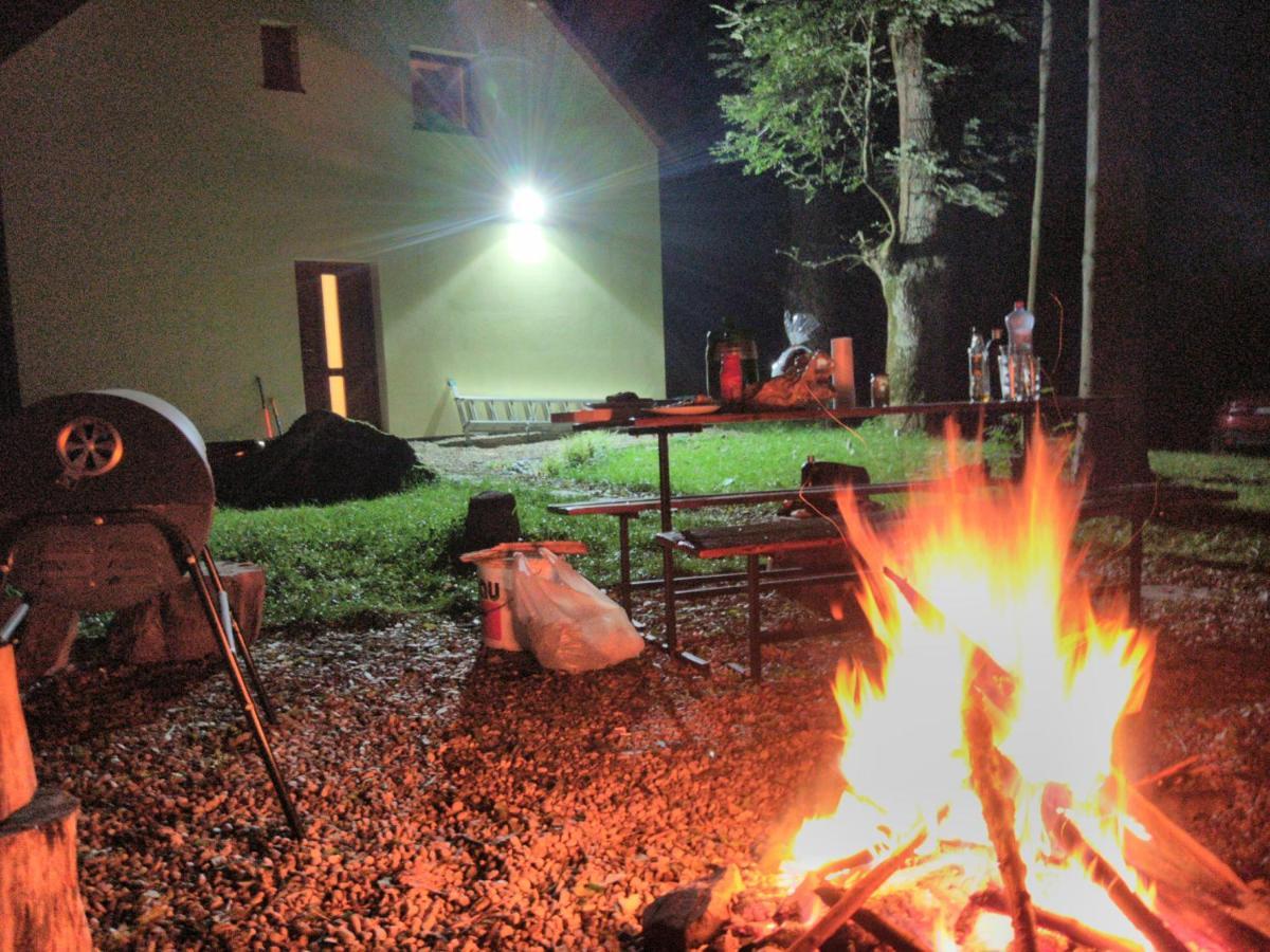 Cottage Refresh Banská Štiavnica Exteriör bild